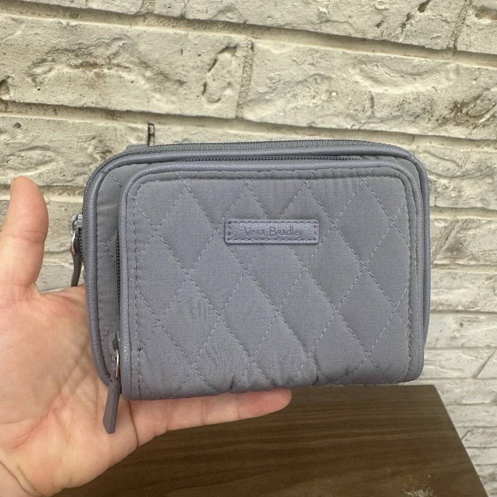 Vera Bradley 3-in-1 Crossbody Wallet Solid Gray Quilted microfiber 6 x 4.5 EUC